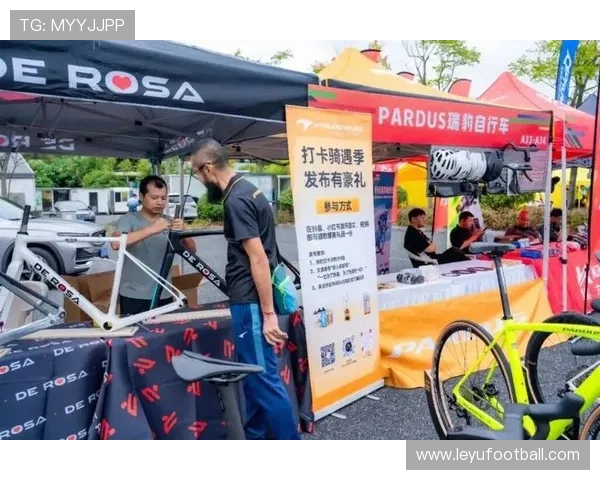 千岛湖赛事投入1600名工作人员与400台保障车辆，实现高安全完赛率