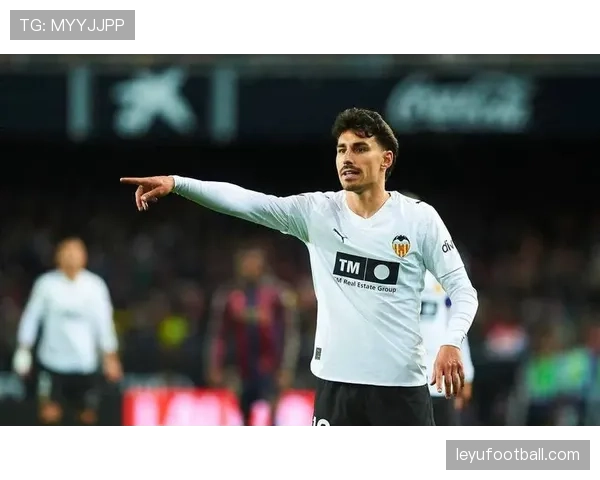 瓦伦西亚1-0小胜赫塔菲，杜罗打入制胜球